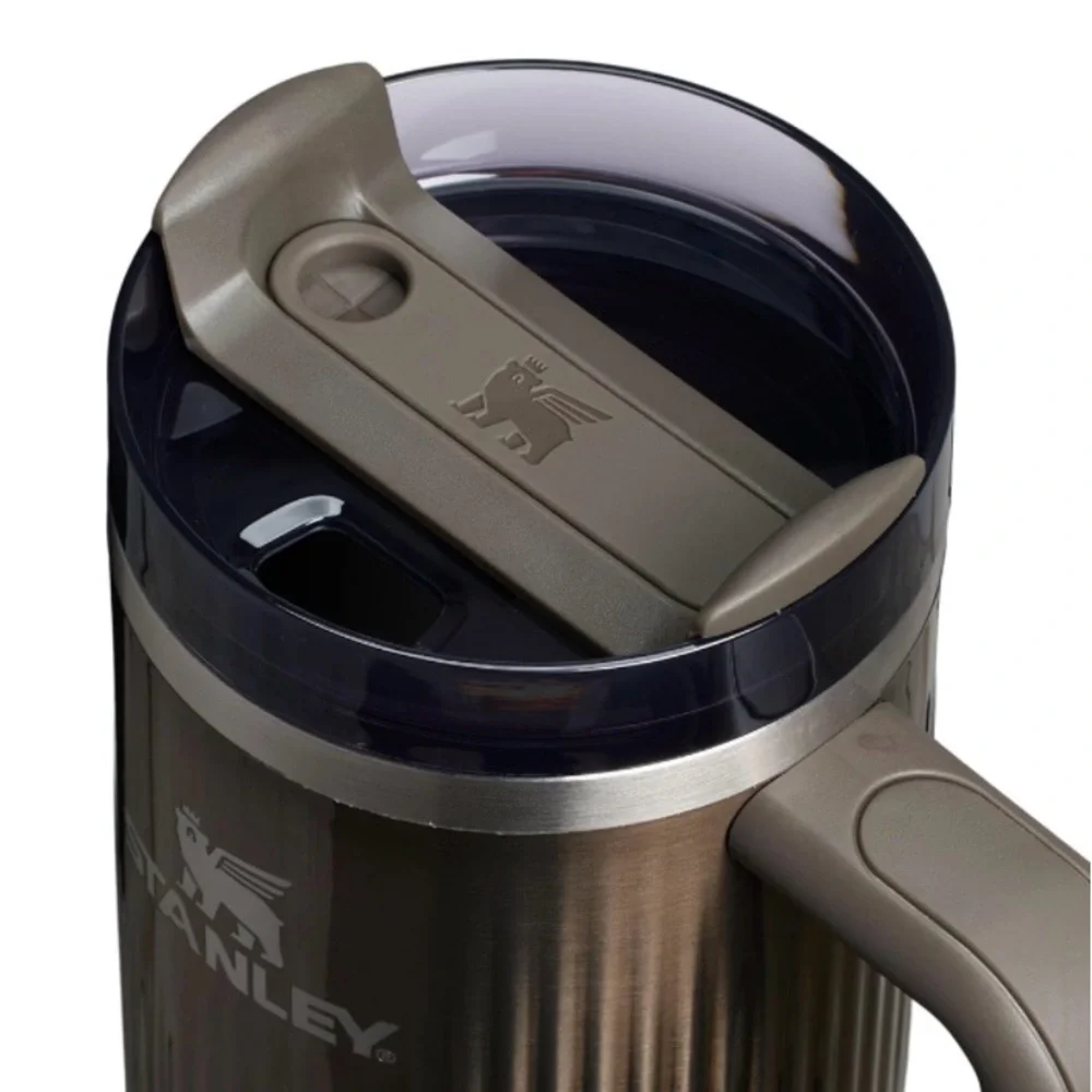 STANLEY 30oz‎ Metallic Adventure Tumbler "Gunmetal Shine" - Picture 5 of 9
